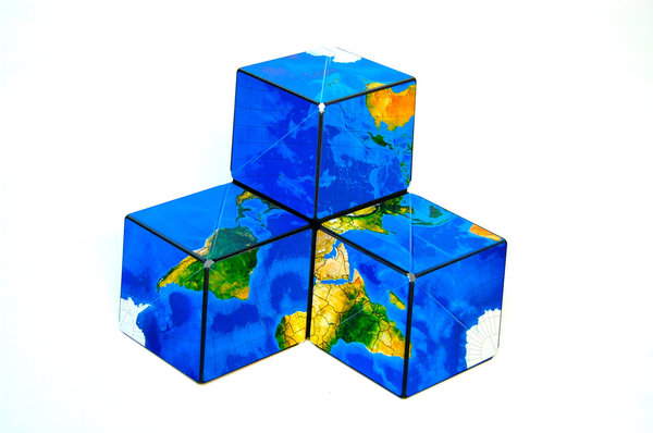 GeoBender World - geometrischer Magnetwürfel 6x6x6 cm