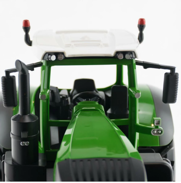 Double E Traktor mit Heuwagen Komplettset 2,4 GHz 1:16 RC